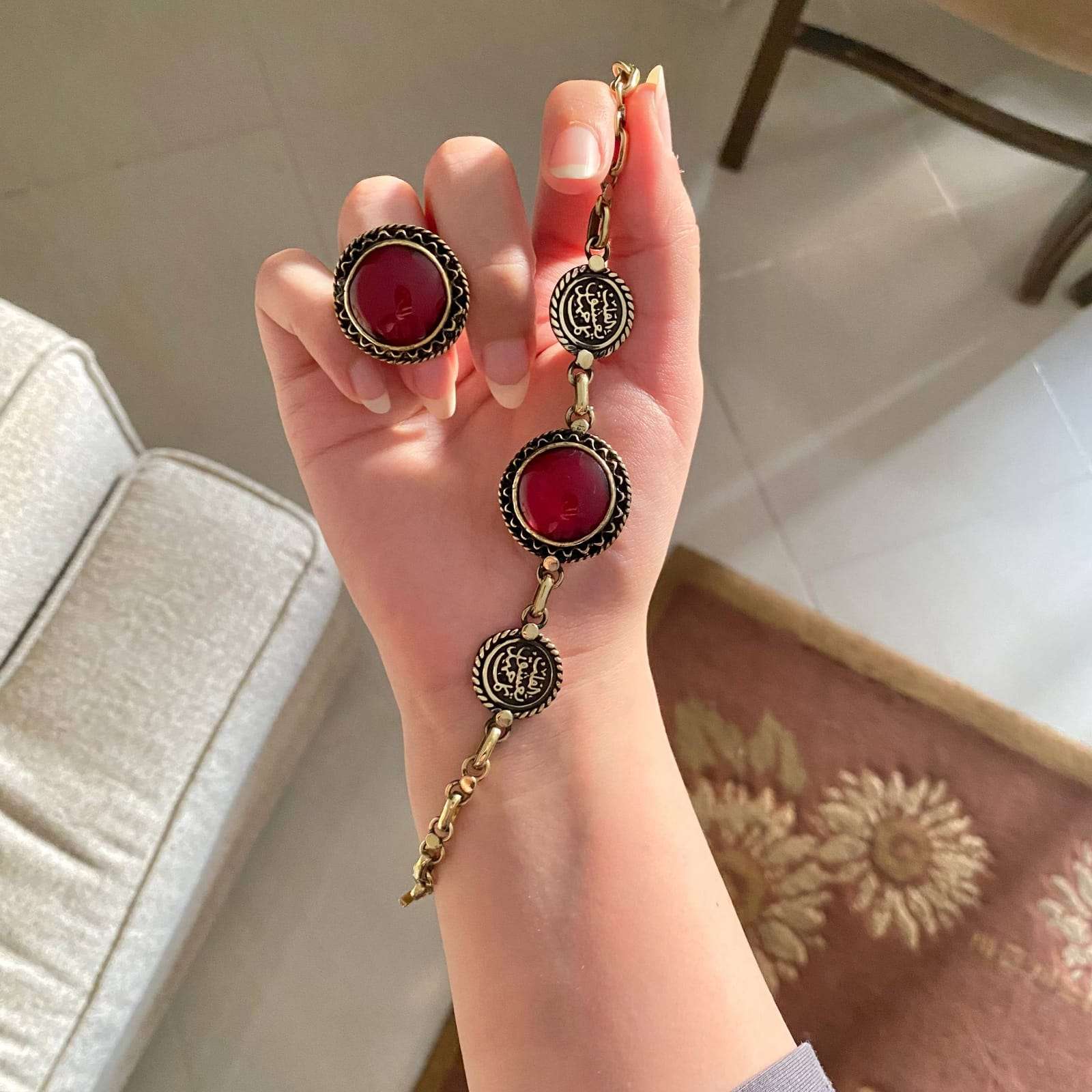 طقم خاتم وإنسيال نحاس أصفر شكل دائري - الصورة 4